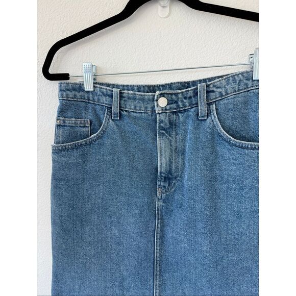 EUC H&M Denim Skirt, size: M - Picture 4 of 6